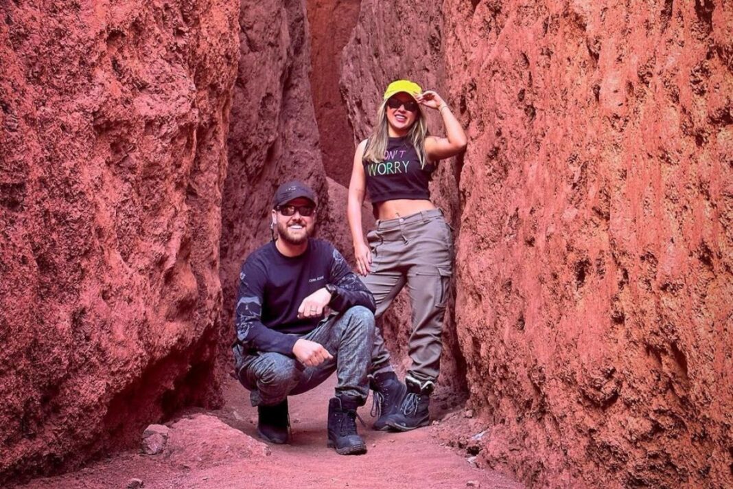 Zé Neto e Natália Toscano viajam para o deserto (Foto: Reprodução/Instagram)