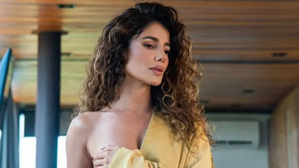 Paula Fernandes fala sobre machismo e preconceito após ensaio sensual (Foto: Divulgação)